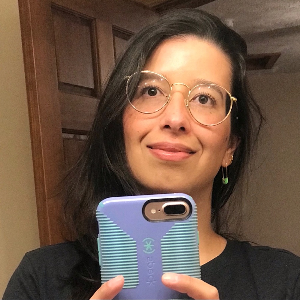 Meet your Posher, Juliana